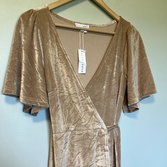 NWT Baltic Born Meghan Champagne Tan Wrap Velvet Maxi Dress - Picture 3 of 3